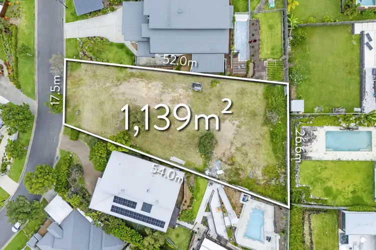 5 Elkins Street, Pacific Pines QLD 4211