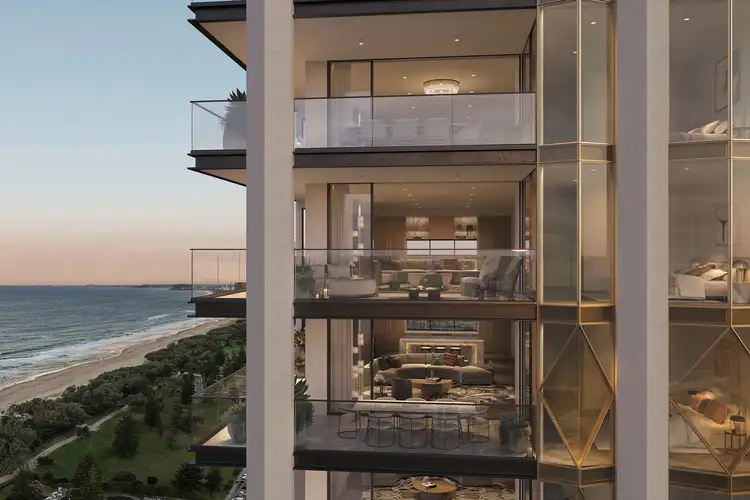 8/2 Charles Avenue, Broadbeach QLD 4218