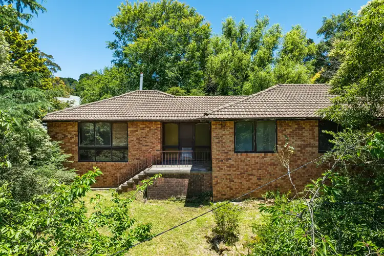 9 Hume Avenue, Wentworth Falls NSW 2782