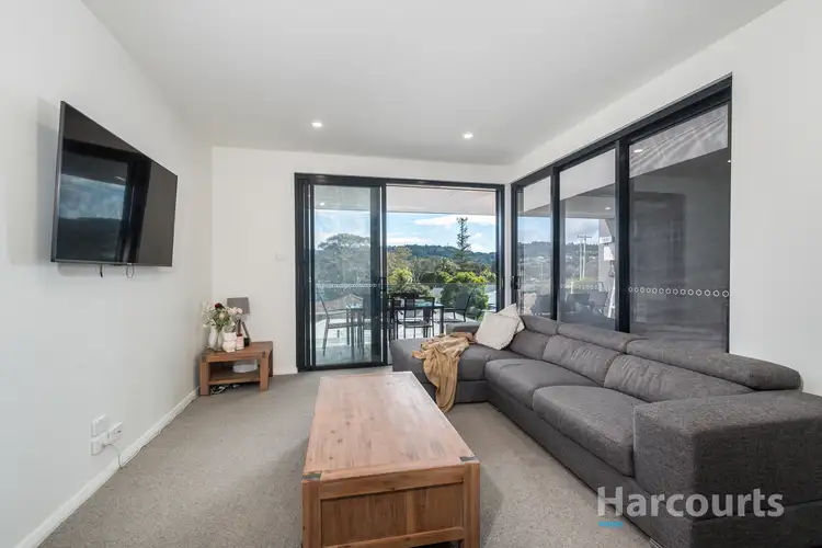 204/21-23 Lake Street, Warners Bay NSW 2282
