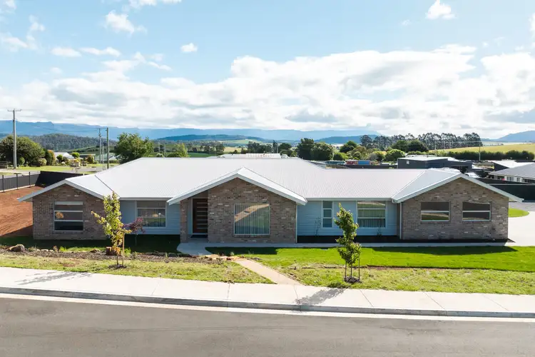19 Liddesdale Drive, Deloraine TAS 7304