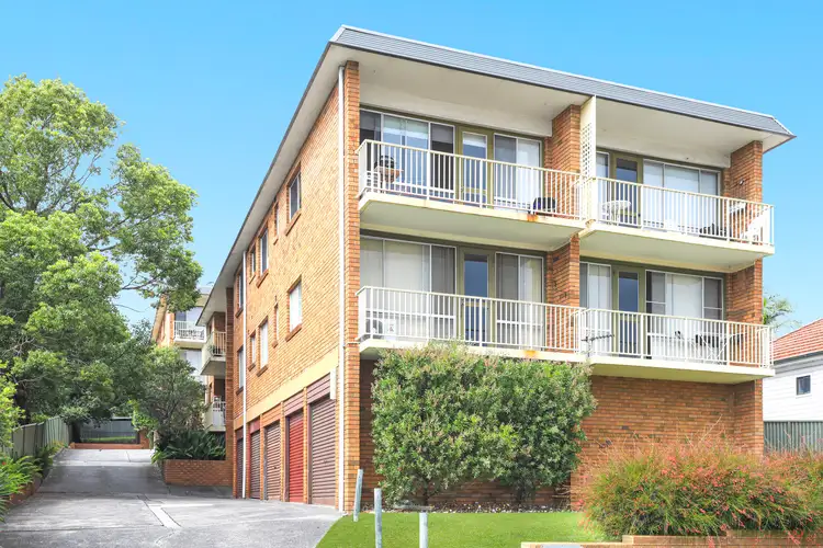 6/27 Heaslip Street, Coniston NSW 2500