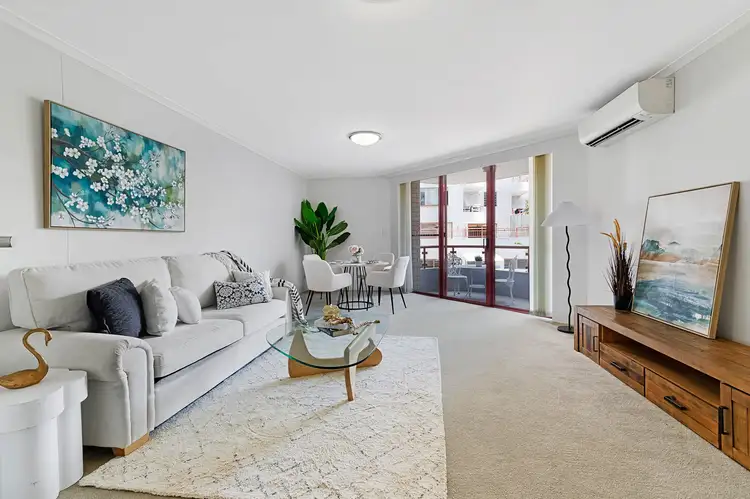 90/208-226 Pacific Highway, Hornsby NSW 2077