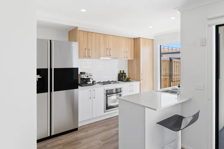 Fifth view of Homely house listing, 5 Kensal Walk, Wyndham Vale VIC 3024