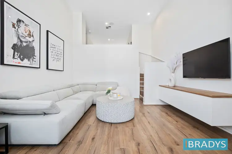 129/1 Rowland Rees Crescent, Greenway ACT 2900