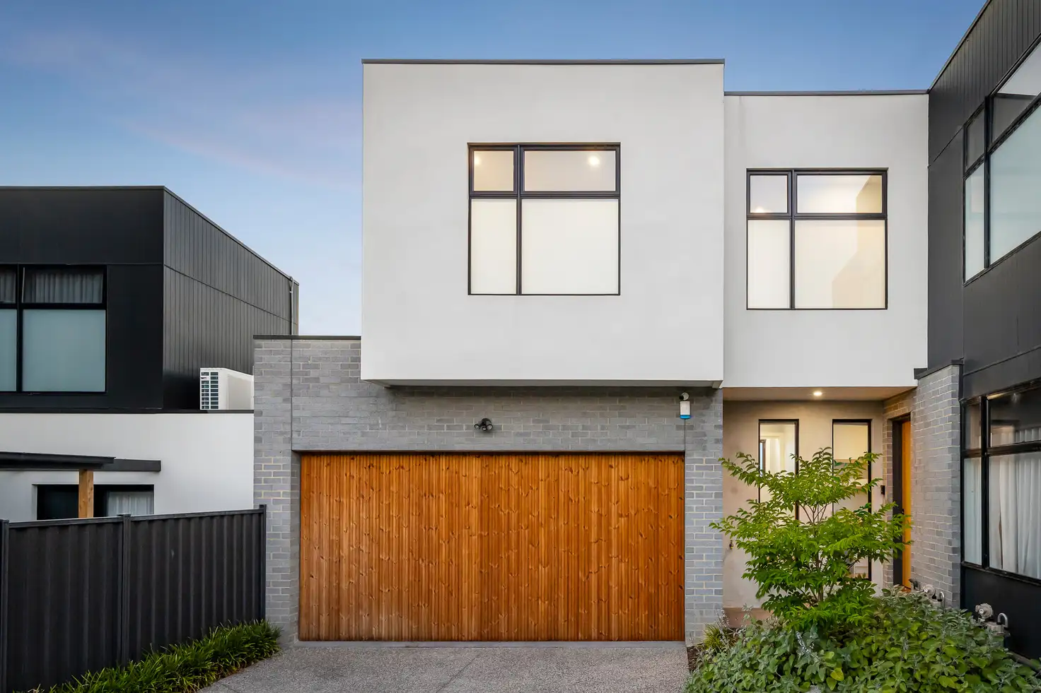 Main view of Homely townhouse listing, 2/23 Banool Quadrant, Doncaster East VIC 3109