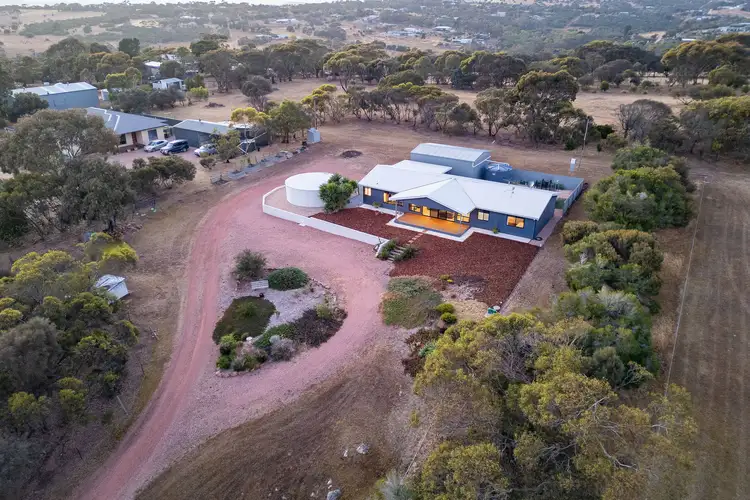 204-208 Roberts Road, Tiatukia SA 5607