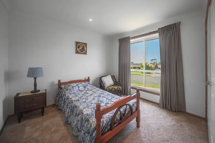 Fifth view of Homely house listing, 17 Helsinki Parade, Bomaderry NSW 2541