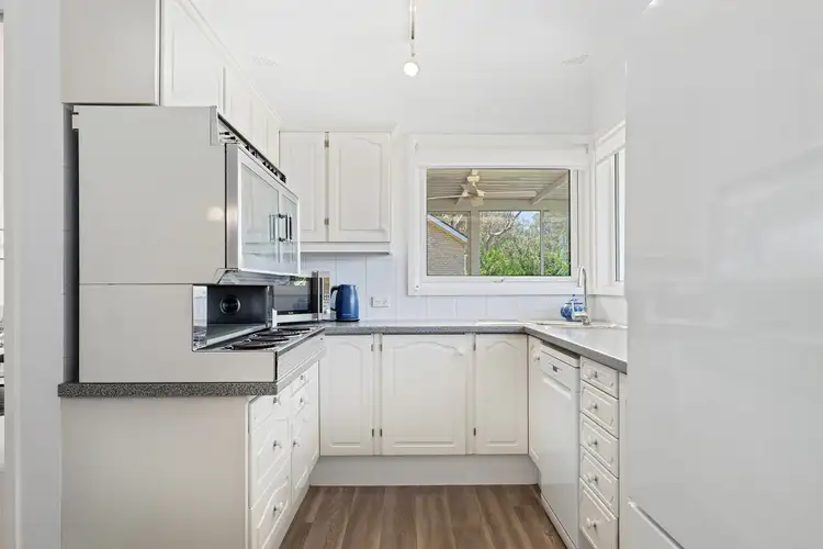 Sixth view of Homely house listing, 18 Ardua Place, Engadine NSW 2233