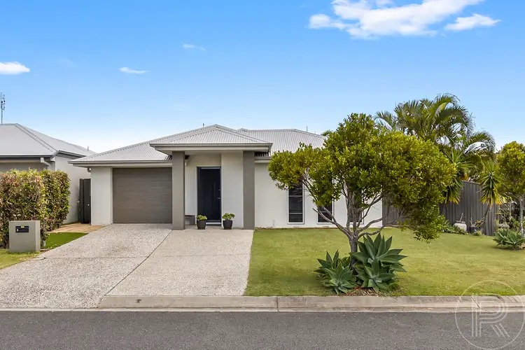 2 Stradbroke Street, Mountain Creek QLD 4557
