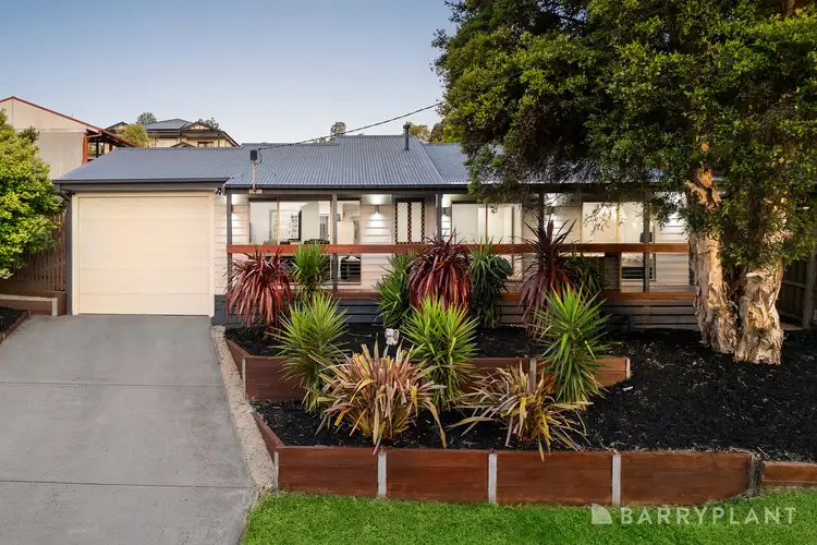 48 Sugarloaf Drive, Chirnside Park VIC 3116
