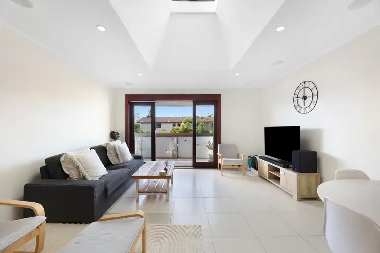 Fourth view of Homely unit listing, 6/2263 Gold Coast Highway, Mermaid Beach QLD 4218