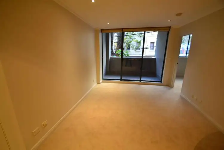 2/60-62 Foveaux Street