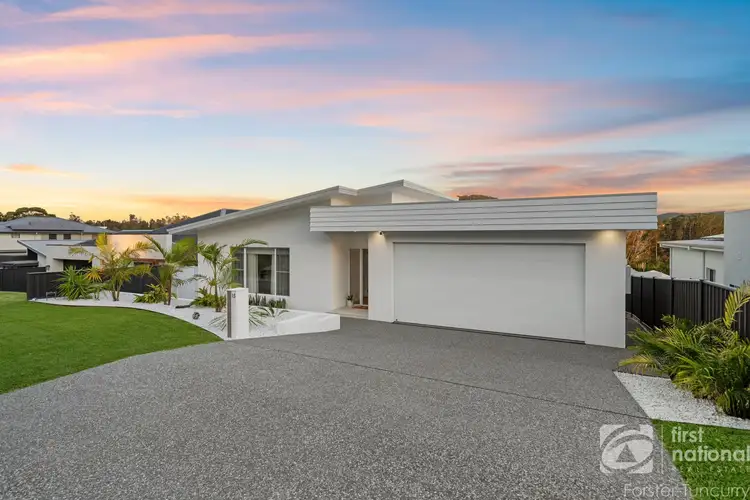 15 Limestone Crescent, Forster NSW 2428
