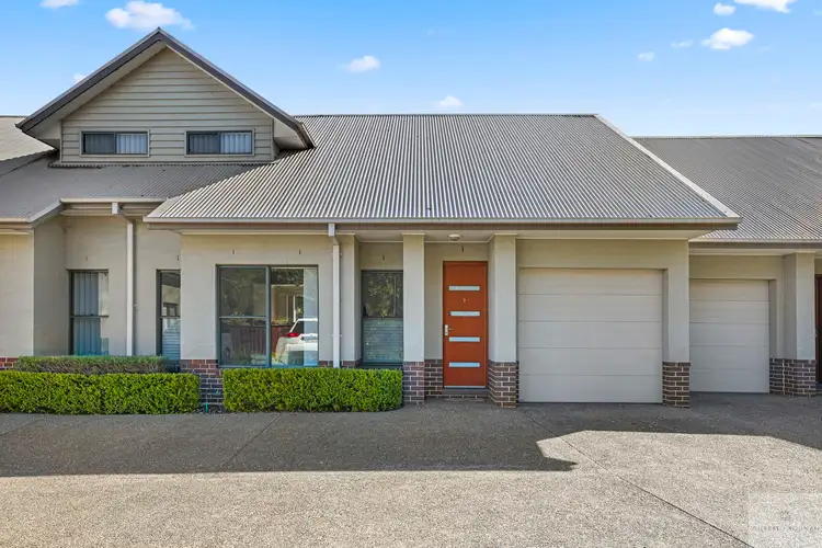 7/115 Menangle Street, Picton NSW 2571