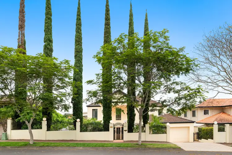 41 Ewer Street, Carindale QLD 4152