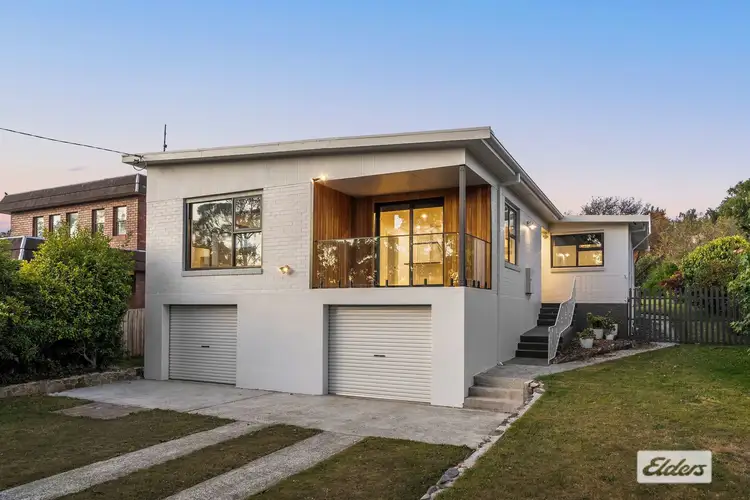 16 River Road, West Ulverstone TAS 7315