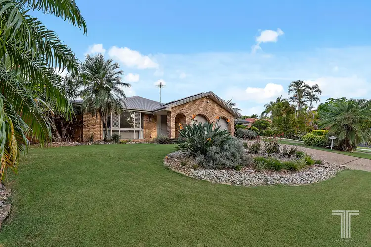 6 Eromanga Street, Carindale QLD 4152
