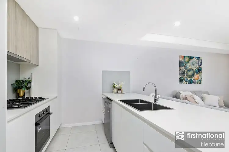 Third view of Homely unit listing, 6/92 Aurelia Street, Toongabbie NSW 2146