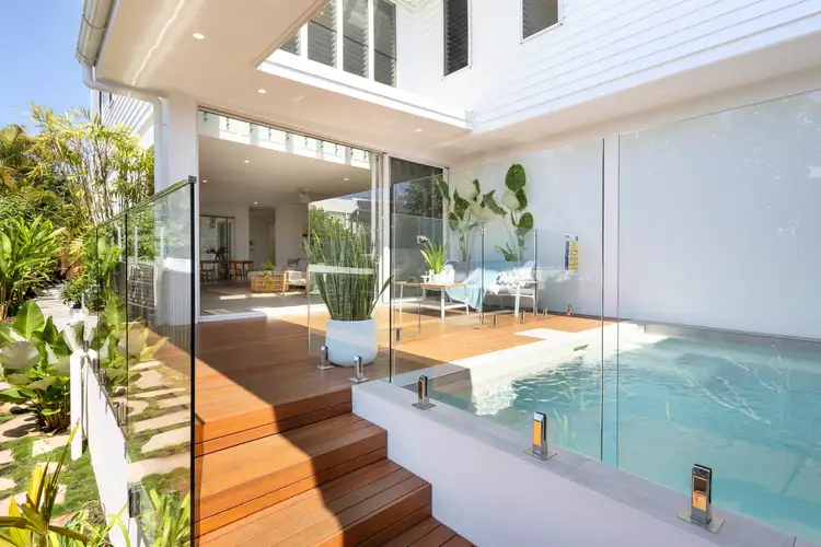 1/7 Camfield Street, Alexandra Headland QLD 4572