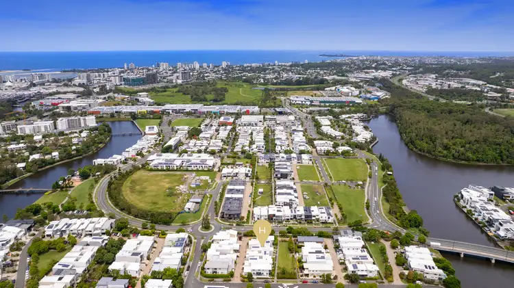 8 Almaden Lane, Maroochydore QLD 4558