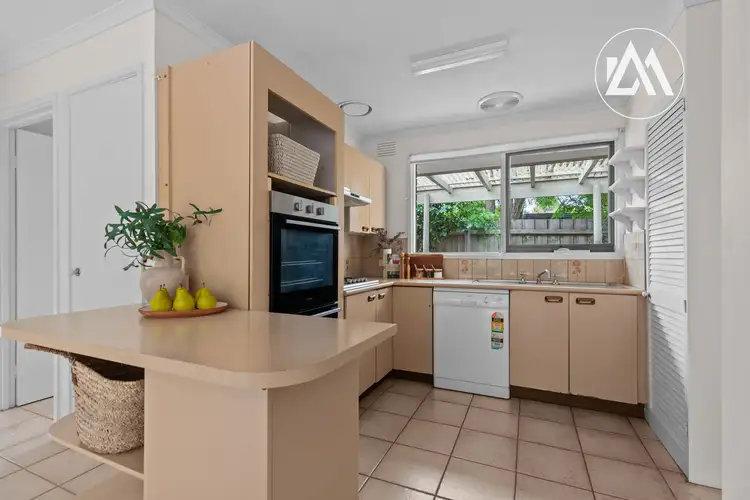 Fourth view of Homely house listing, 10 Lulworth Place, Frankston VIC 3199