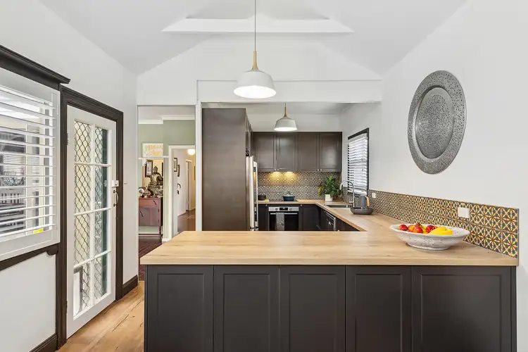 27 Victoria Road, Woy Woy NSW 2256