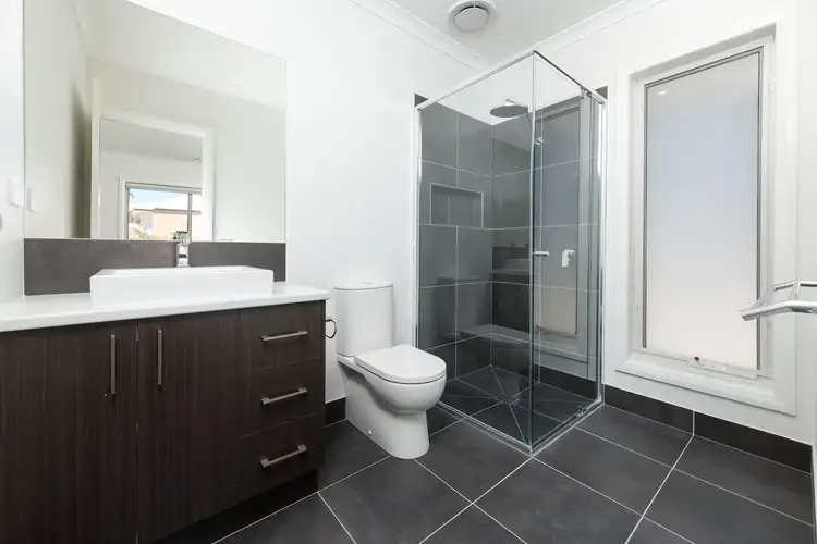 Sixth view of Homely house listing, 1 Fairfax Close, Leneva VIC 3691