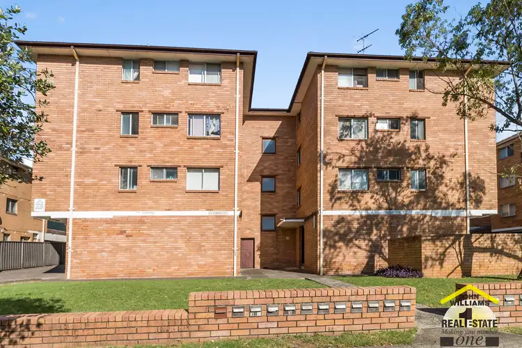 17/13 Forbes Street, Warwick Farm NSW 2170