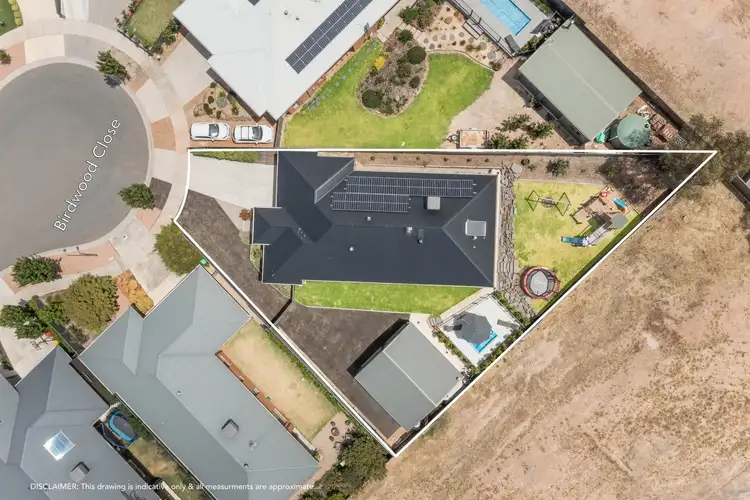 Second view of Homely house listing, 10 Birdwood Close, Eaglehawk VIC 3556
