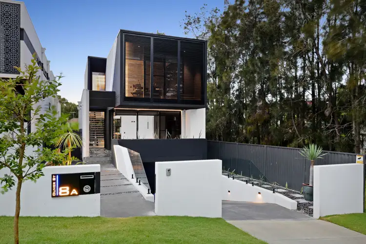 8A Oliver Street