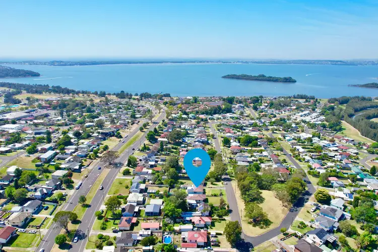 30 Hertford Street, Berkeley NSW 2506
