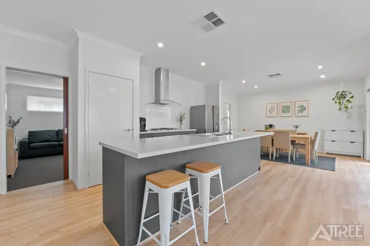 Fifth view of Homely house listing, 8 Passendale Crescent, Piara Waters WA 6112