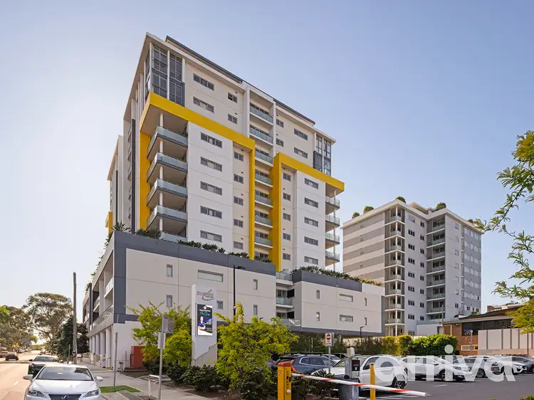 102/23 Morwick Street