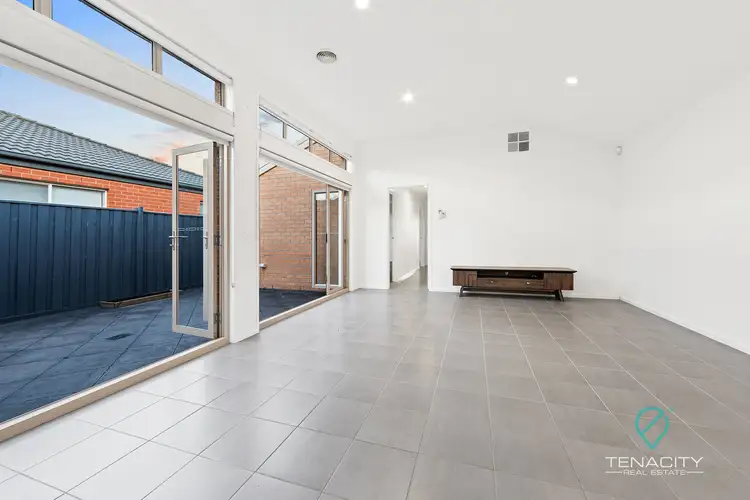 Sixth view of Homely house listing, 18 Carissa Road, Brookfield VIC 3338