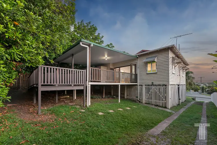 498 Old Cleveland Road, Camp Hill QLD 4152