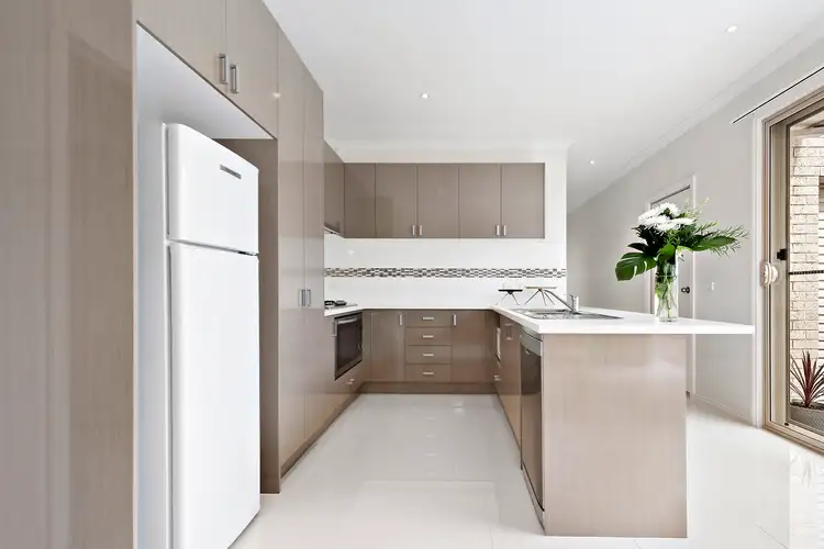 Second view of Homely house listing, 5 Clovelly Avenue, Rosebud VIC 3939