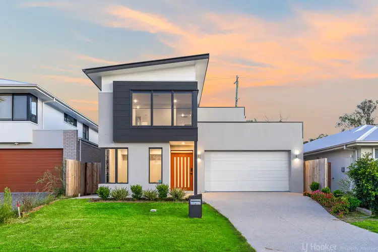 5 Crown Close, Pallara QLD 4110