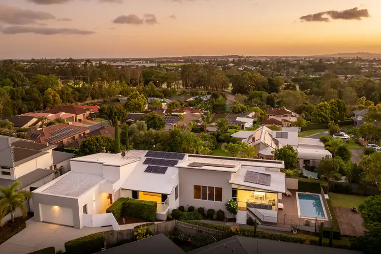 7 Pandorea Close, Seventeen Mile Rocks QLD 4073