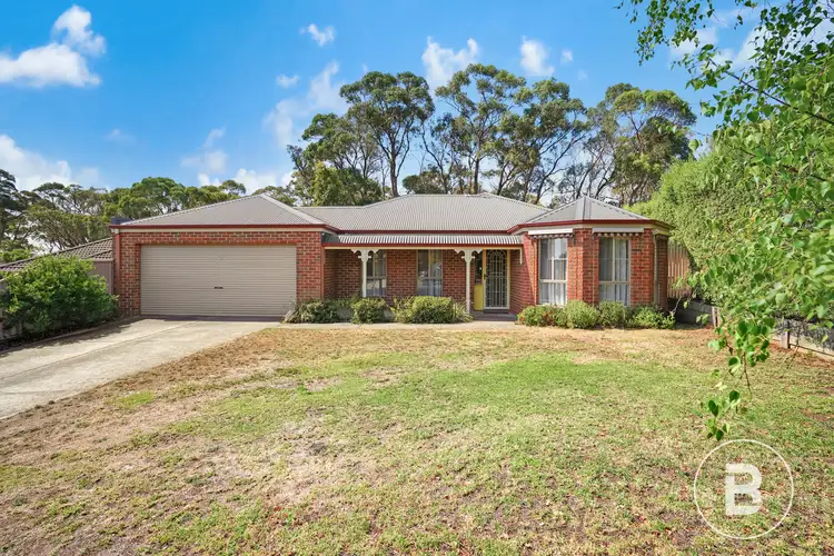 8 Pennyweight Place, Canadian VIC 3350