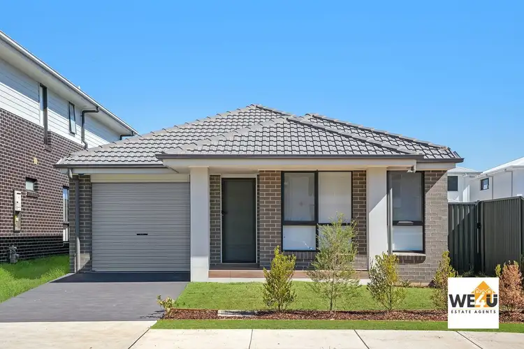 37 Conkerberry Street