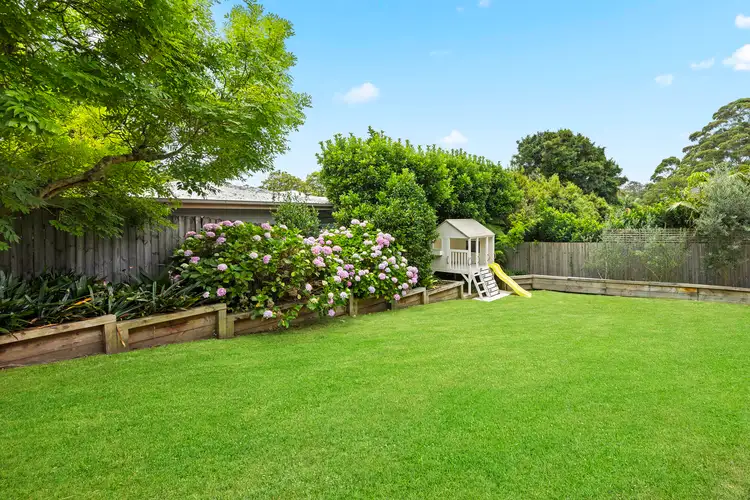 6 Rhonda Avenue, Frenchs Forest NSW 2086