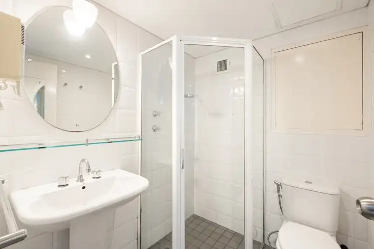 Sixth view of Homely studio listing, 304/302-308 Crown Street, Darlinghurst NSW 2010