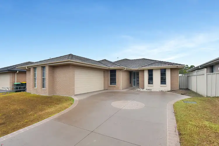 26 Edward Windeyer Way, Raymond Terrace NSW 2324