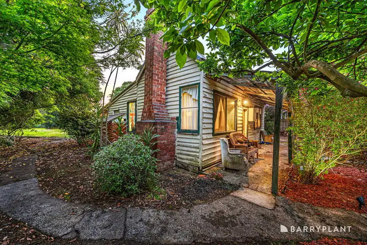 15 Dee Road, Millgrove VIC 3799