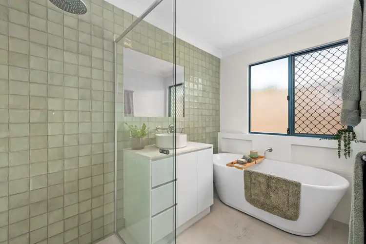 Sixth view of Homely house listing, 8 Holt Street, Middle Ridge QLD 4350