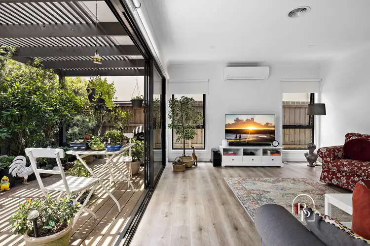 2/12 Thomas Street, Baxter VIC 3911