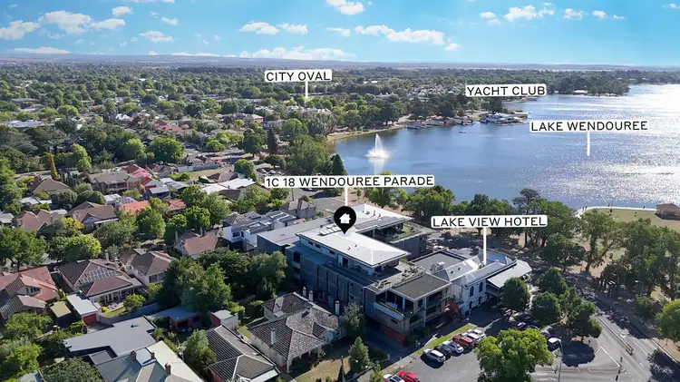 1C/18 Wendouree Parade, Lake Wendouree VIC 3350