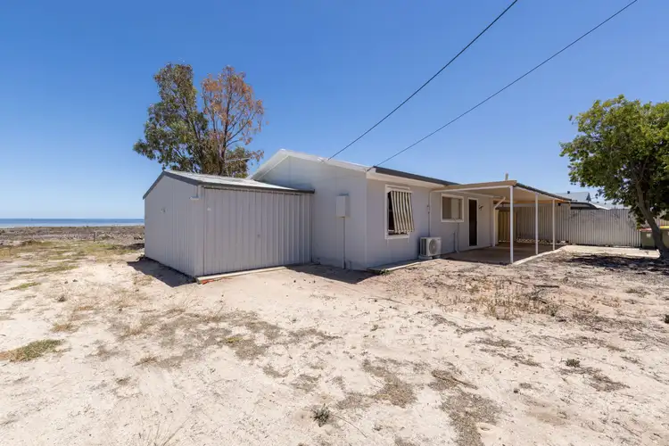 11 Kerley Street, Port Broughton SA 5522