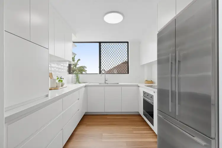 Fourth view of Homely unit listing, 2/14 Nelson Parade, Manly QLD 4179